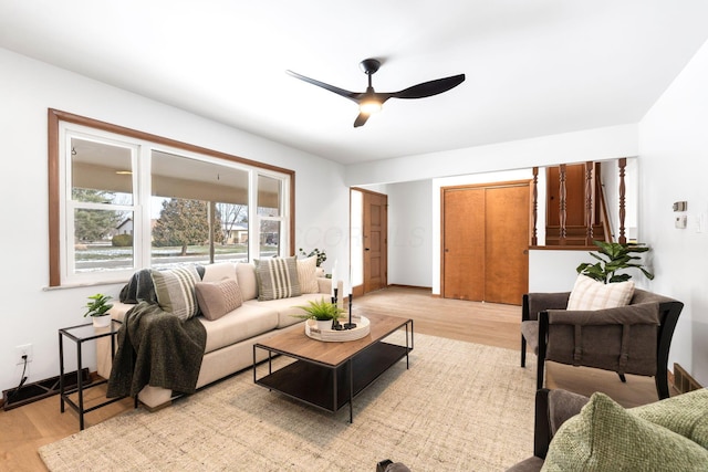 5281 Solomon Ave, Groveport, OH 43125 - living room with ceiling fan and light hardwood / wood-style floors