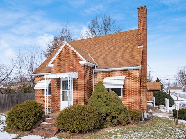 view of front of house