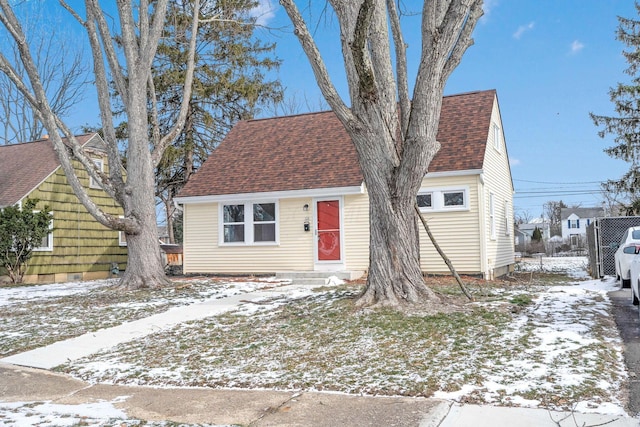 view of front of property