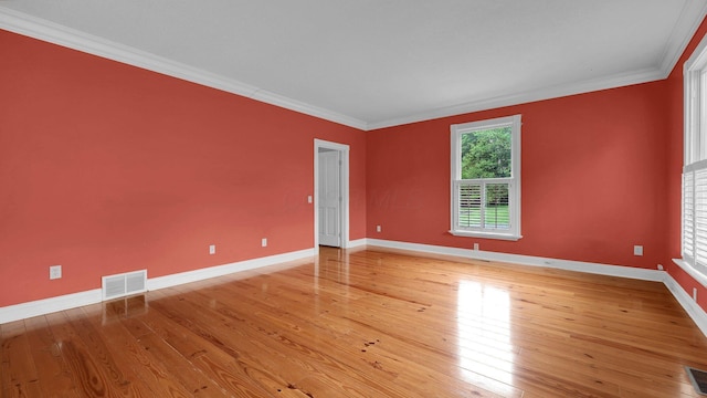 1859 Hardscrabble Rd, Alexandria, OH 43001 - spare room featuring hardwood / wood-style flooring, baseboards, and ornamental molding
