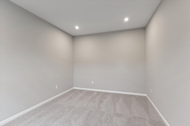 1208 Heathgate Way, Fairborn, OH 45324 - unfurnished room with baseboards, carpet, and recessed lighting