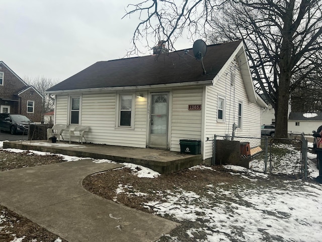 view of front of property with a patio area