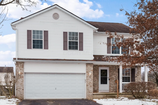 view of front facade featuring a garage