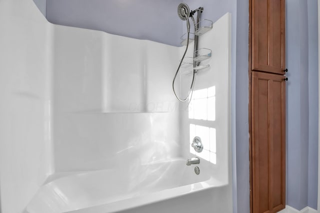 bathroom featuring shower / bathing tub combination