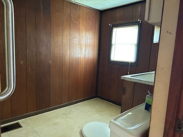 1200 W Vine St, Mount Vernon, OH 43050 - photo 22
