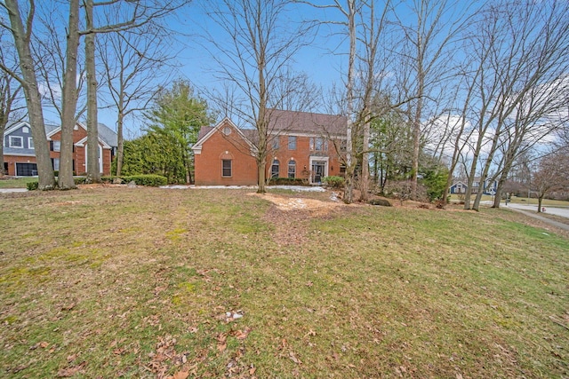 view of front of house with a front lawn