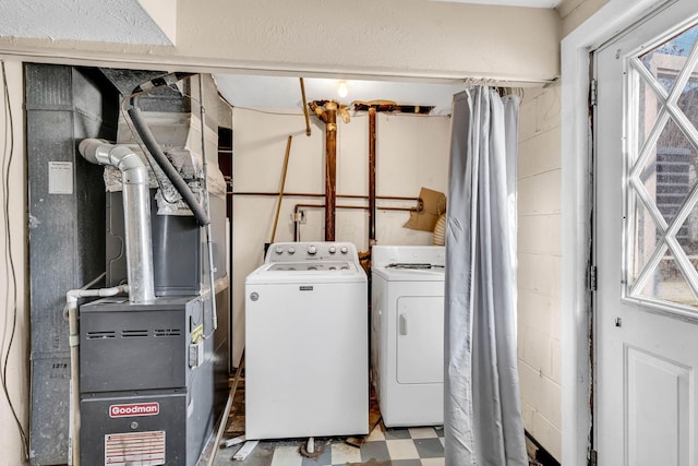 laundry room featuring independent washer and dryer