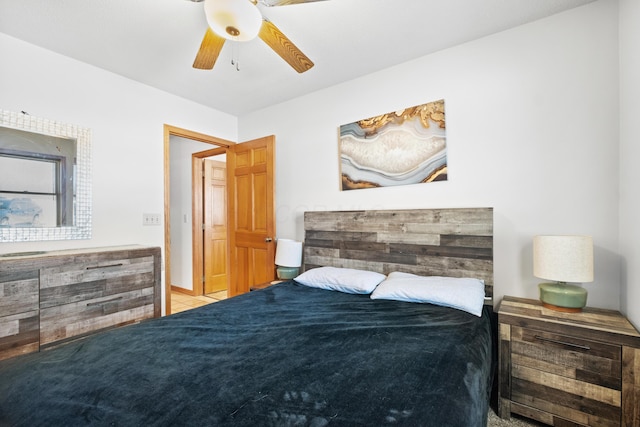 bedroom featuring ceiling fan