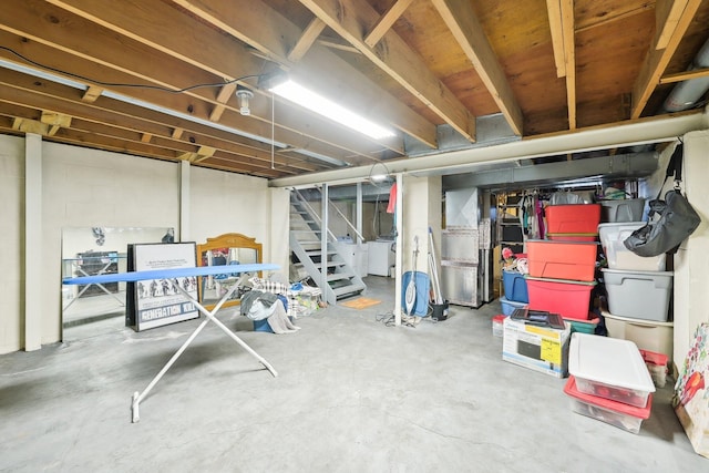 basement with washer / clothes dryer