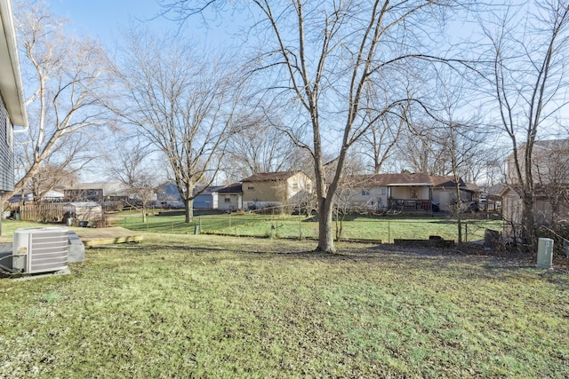 view of yard featuring cooling unit