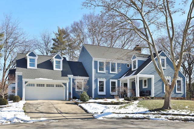 view of front facade featuring a garage