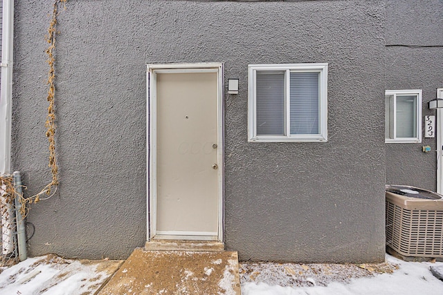 property entrance with central AC