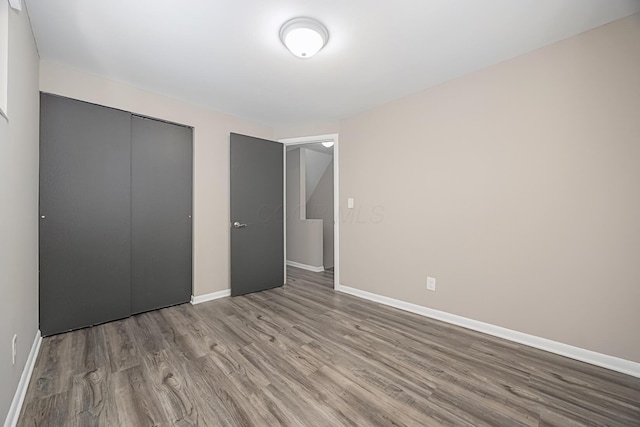 unfurnished bedroom with light hardwood / wood-style flooring