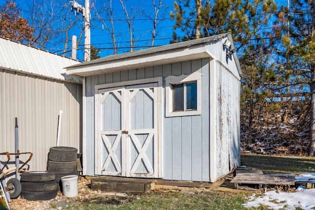 view of outdoor structure