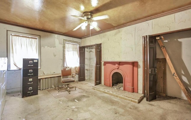 miscellaneous room with ceiling fan