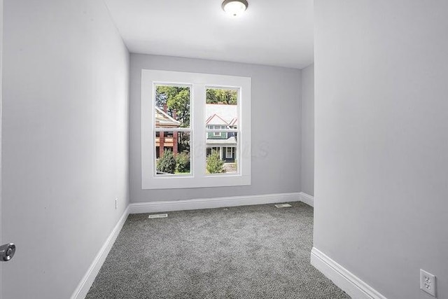 empty room with carpet