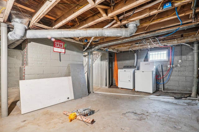 basement featuring washer and dryer