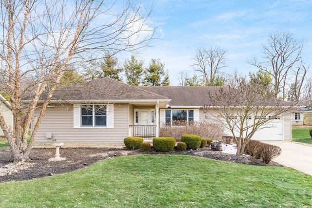 single story home with a front yard