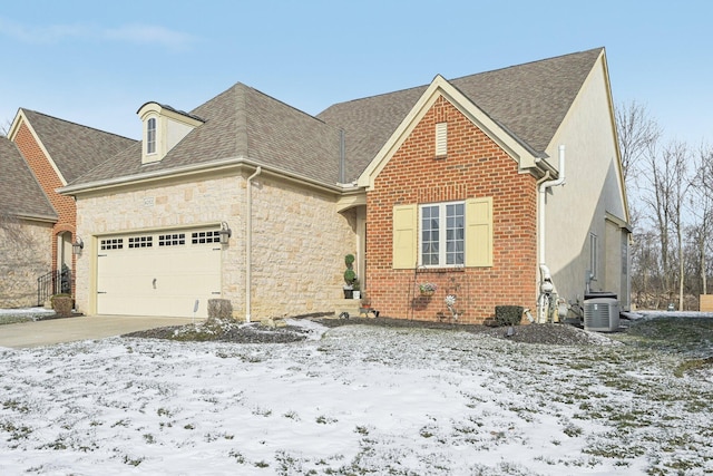 view of front of home featuring a garage