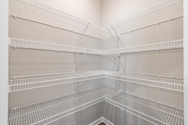 1233 Heathgate Way, Fairborn, OH 45324 - view of pantry
