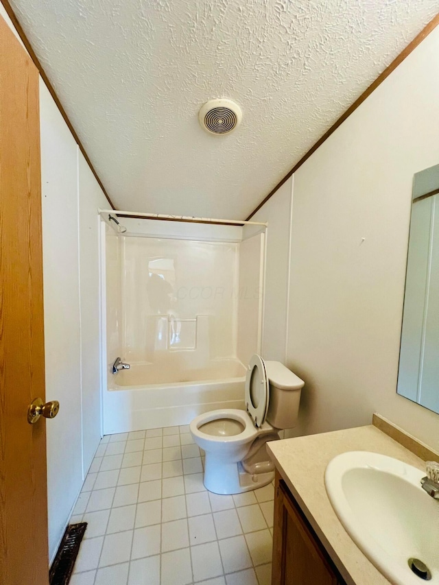 full bathroom featuring crown molding, shower / bathing tub combination, vanity, a textured ceiling, and toilet