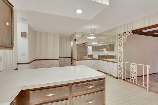 kitchen with decorative light fixtures