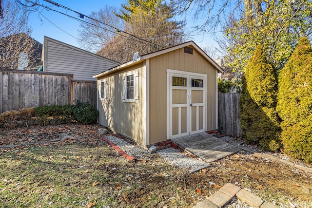 view of outbuilding