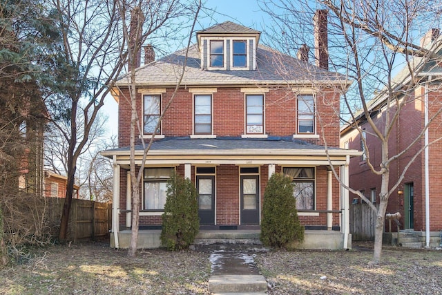 view of front facade with covered porch