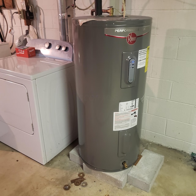 utilities with washer / dryer and water heater