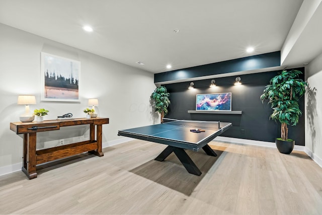 game room featuring light hardwood / wood-style flooring