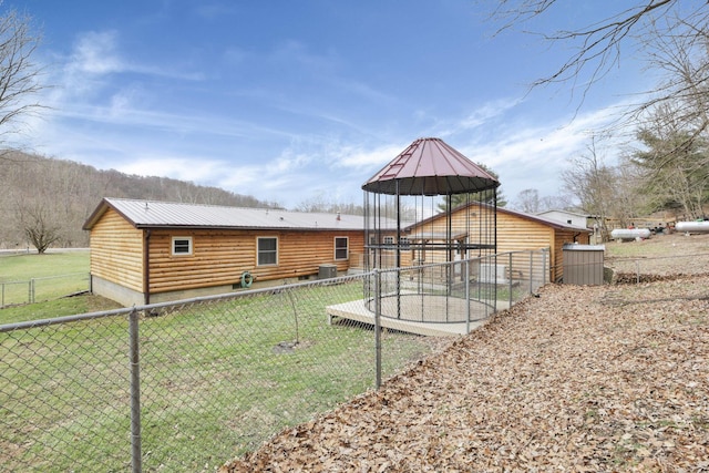 view of yard featuring central AC unit