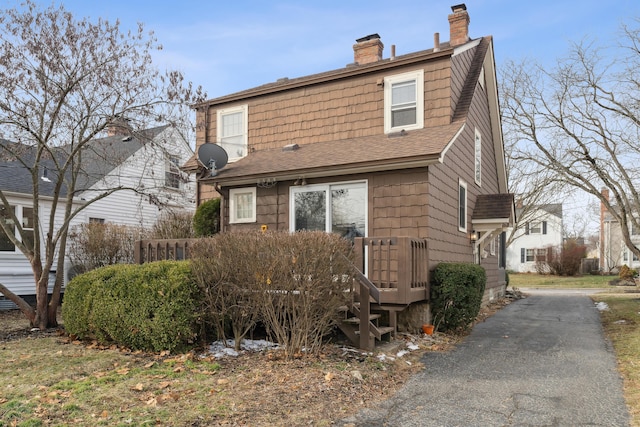 view of front of property