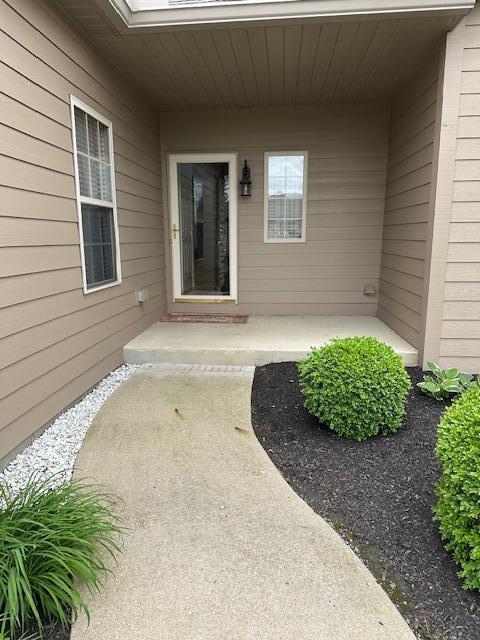 3 Claire Ct, Circleville, OH 43113 - view of property entrance