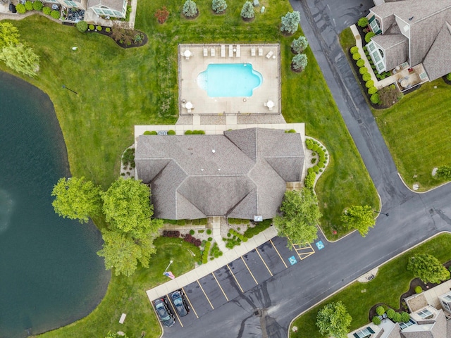 1240 Paddock Loop, Washington Court House, OH 43160 - drone / aerial view of a pool and a large body of water