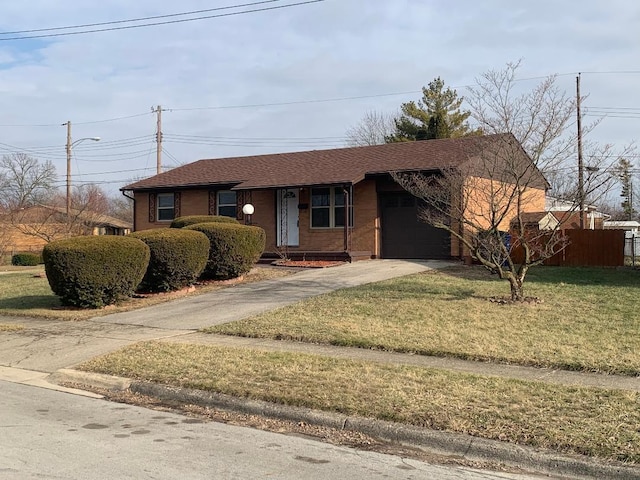 ranch-style home with a front lawn