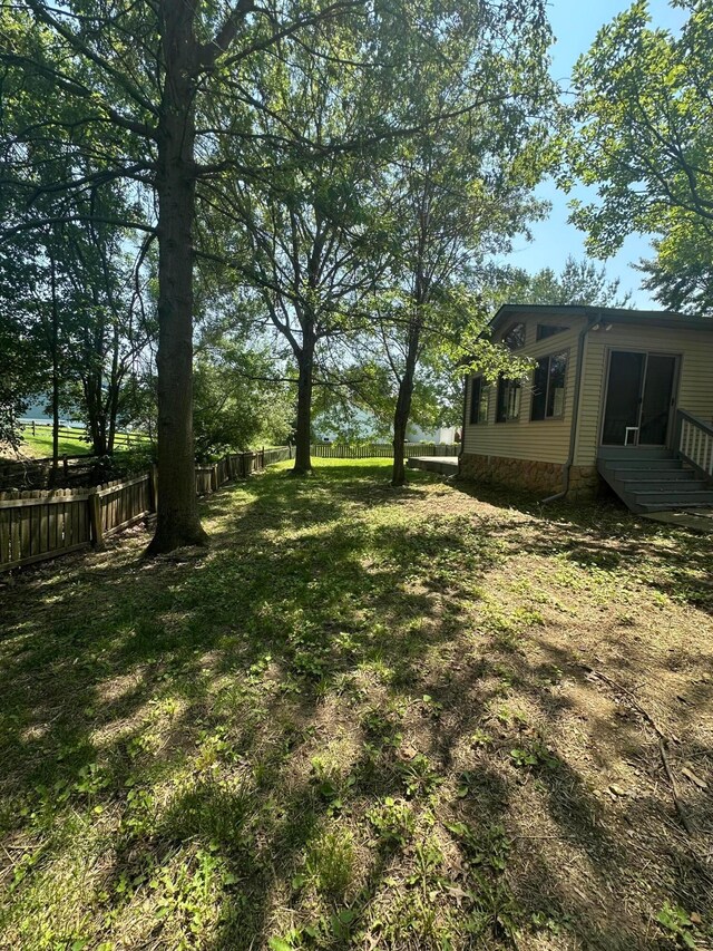12052 Peppermill Ln, Pickerington, OH 43147 - fenced backyard featuring entry steps