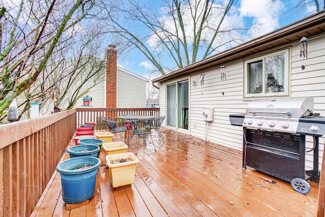 deck with grilling area