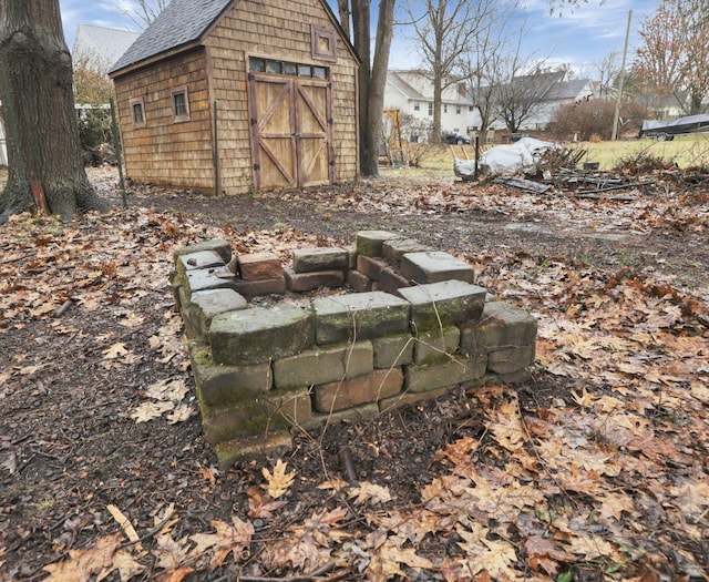 view of outbuilding