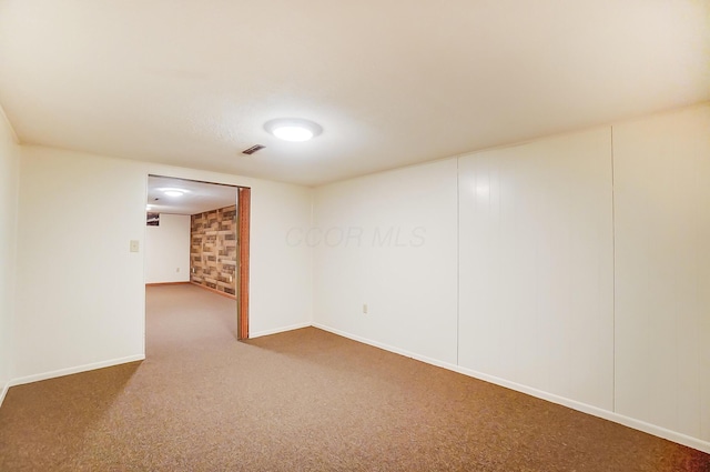 empty room featuring carpet