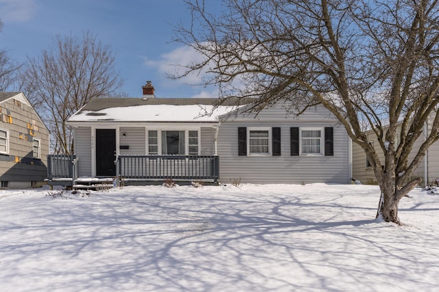 view of front of house featuring covered porch