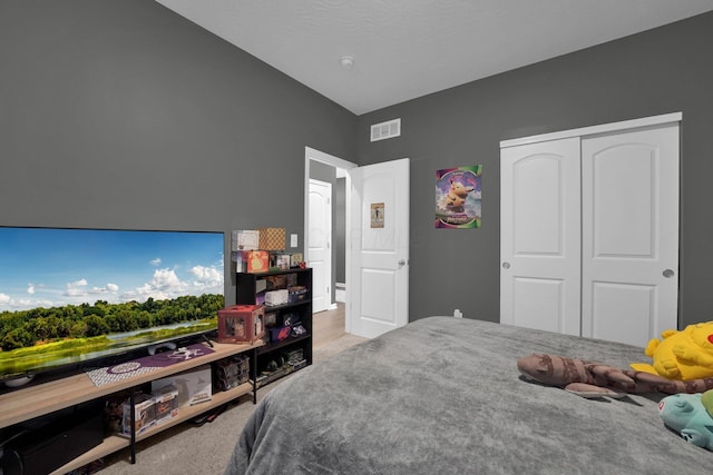 bedroom featuring a closet