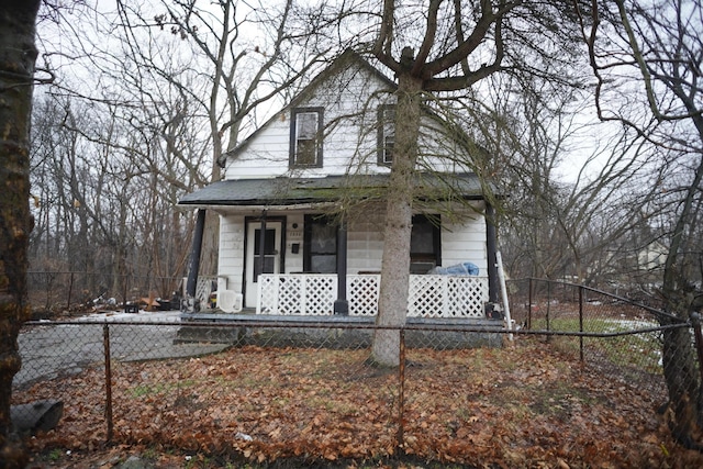 view of front of house with a porch