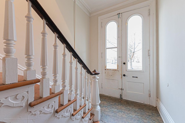 entryway with crown molding