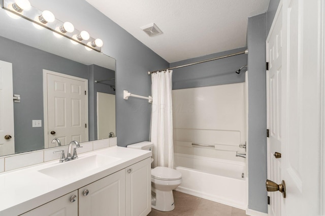 7083 Gallant Fox Dr Unit 4, New Albany, OH 43054 - full bath featuring vanity, shower / bath combo, tile patterned floors, and toilet