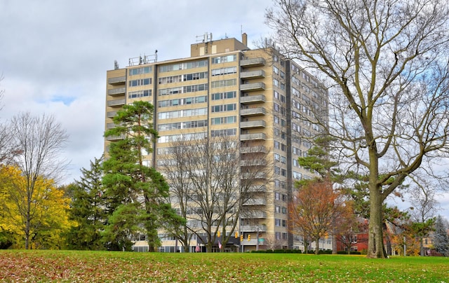 view of building exterior