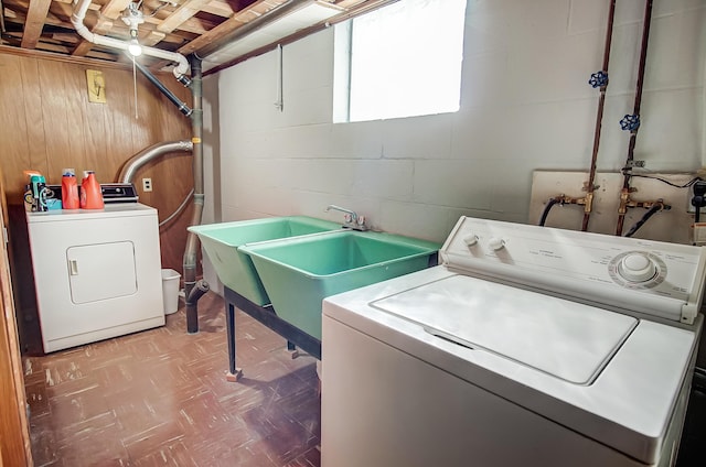 laundry area with washer and clothes dryer