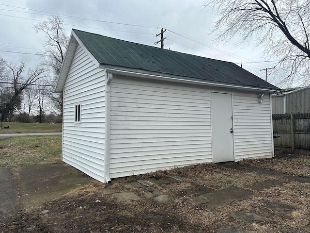 view of outbuilding