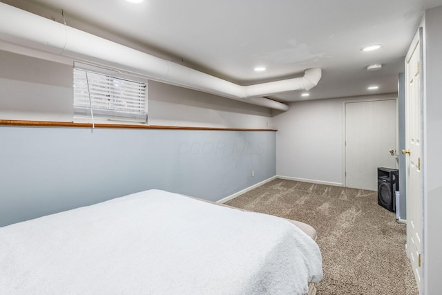 bedroom with carpet flooring