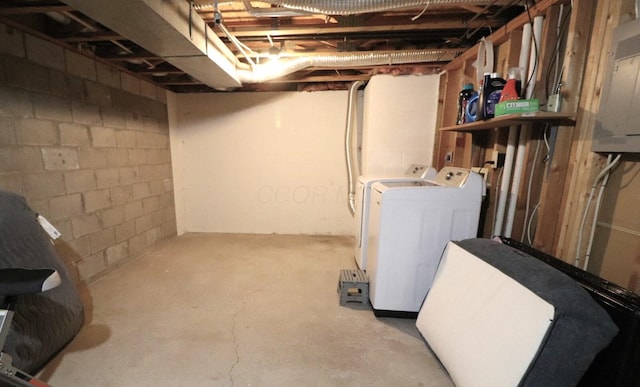 basement featuring washing machine and dryer