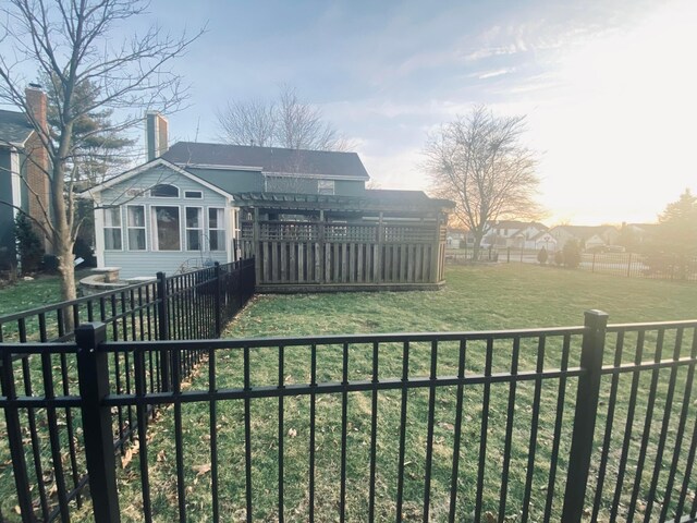 view of yard with a pergola